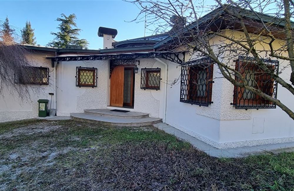 VILLA LEVICO TERME - Vendita Villa  Turistico