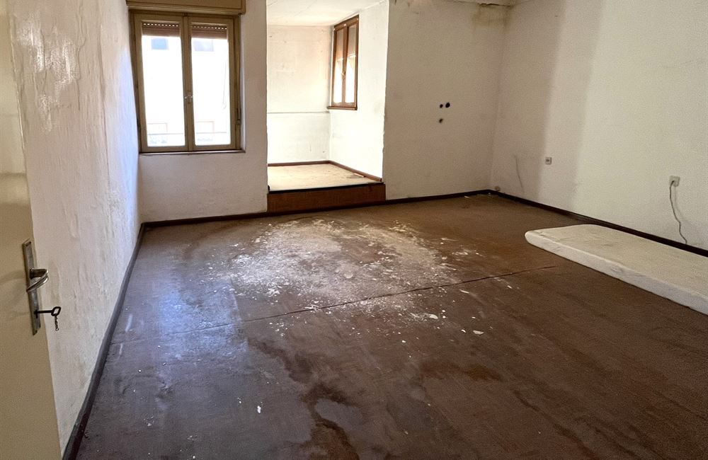 SOLUZIONE SINGOLA PRESSANO - Vendita Porzione di casa  Lavis