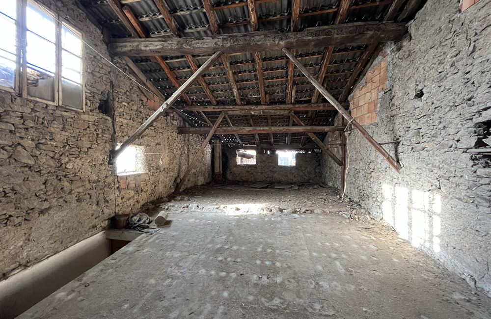 SOLUZIONE SINGOLA PRESSANO - Vendita Porzione di casa  Lavis