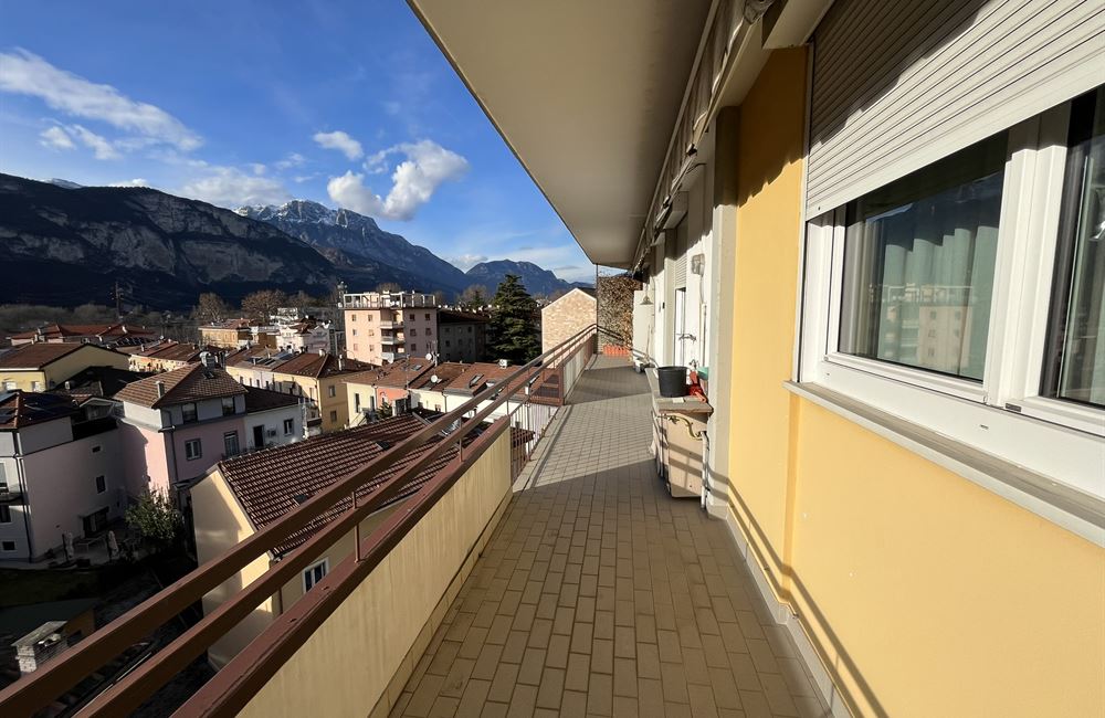PANORAMICISSIMO APPARTAMENTO - Vendita Appartamento 3 stanze  Trento