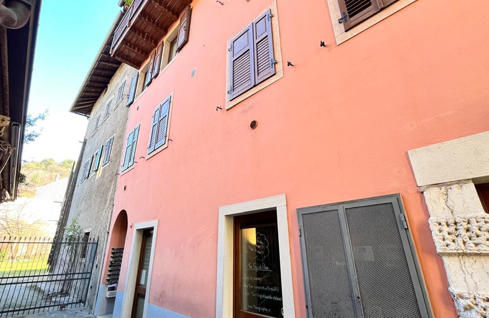 POVO PIAZZA MONOLOCALE A REDDITO - Vendita Mini appartamento  Trento collina