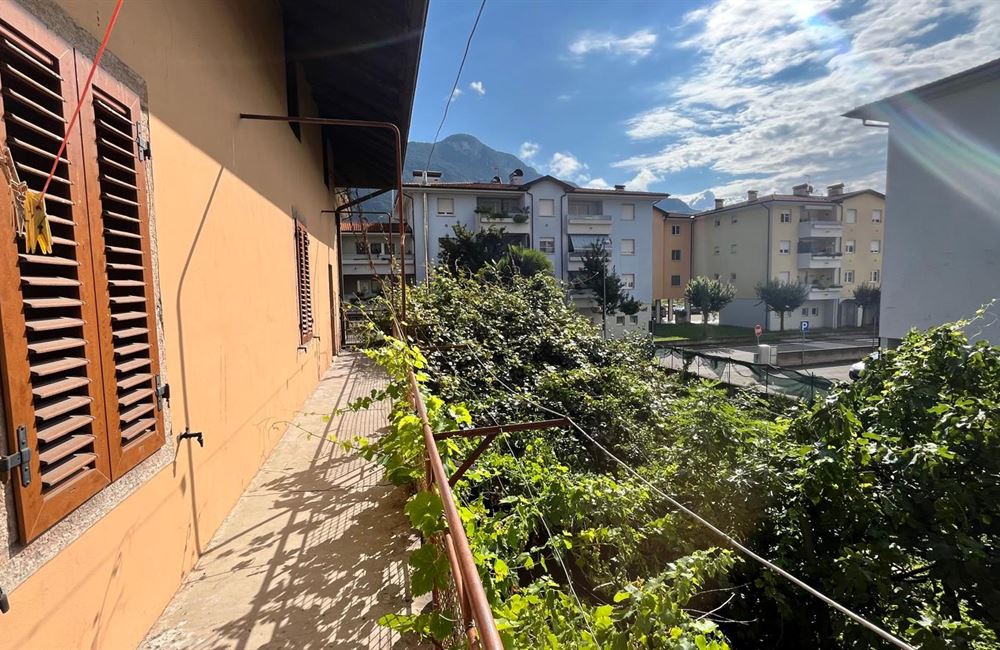 SOLUZIONE INDIPENDENTE LIBERA SU TRE LATI  - Vendita Schiera  Trento