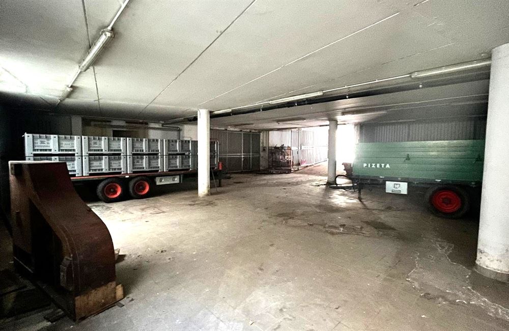 TRENTO – VENDESI AMPIO GARAGE MQ 228 IN CITTA’ VIA BRENNERO - Vendita Altro  Trento