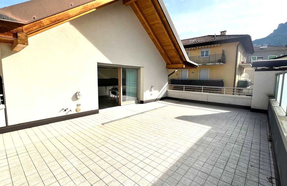 ELEGANTE DUPLEX IN CITTA' - Vendita Appartamento 3 stanze  Trento