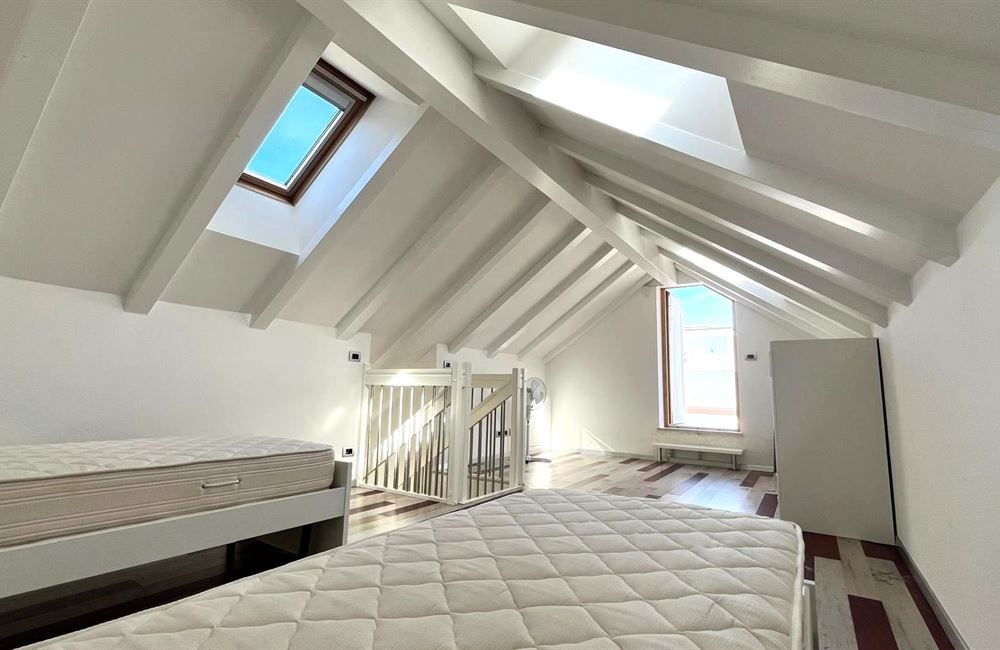 ELEGANTE DUPLEX IN CITTA' - Vendita Appartamento 3 stanze  Trento