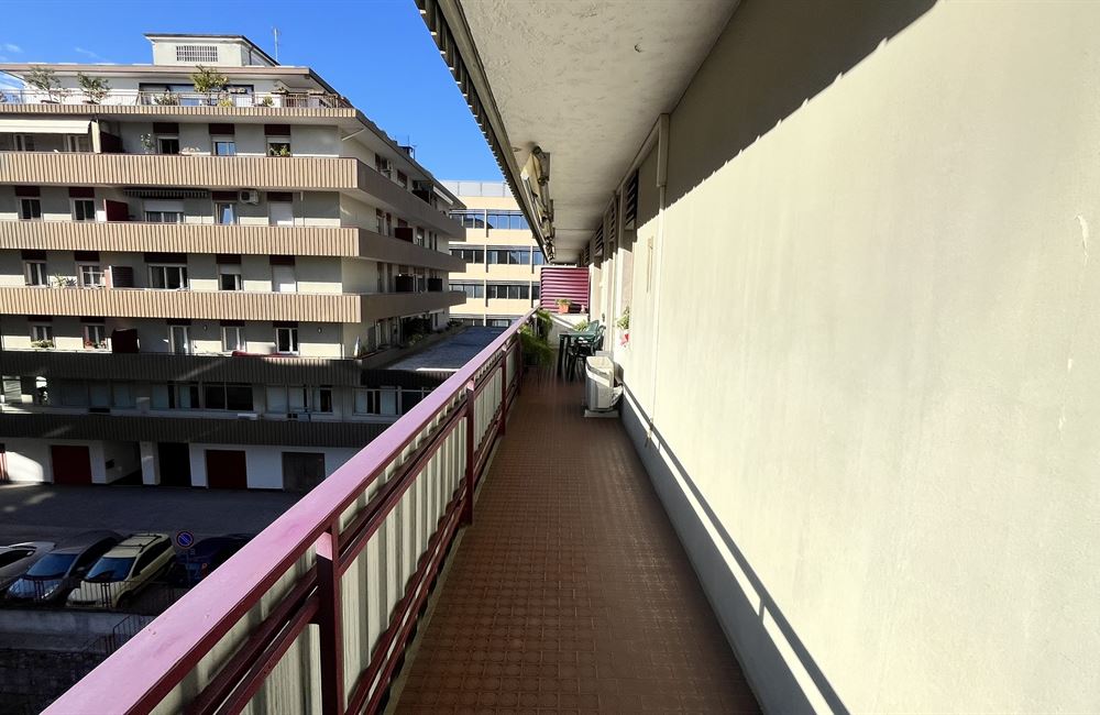 VIA VERDI VENDESI NUDA PROPRIETA' DI AMPIO APPARTAMENTO ZONA UNIVERSITARIA - Vendita Appartamento 3 stanze  Trento