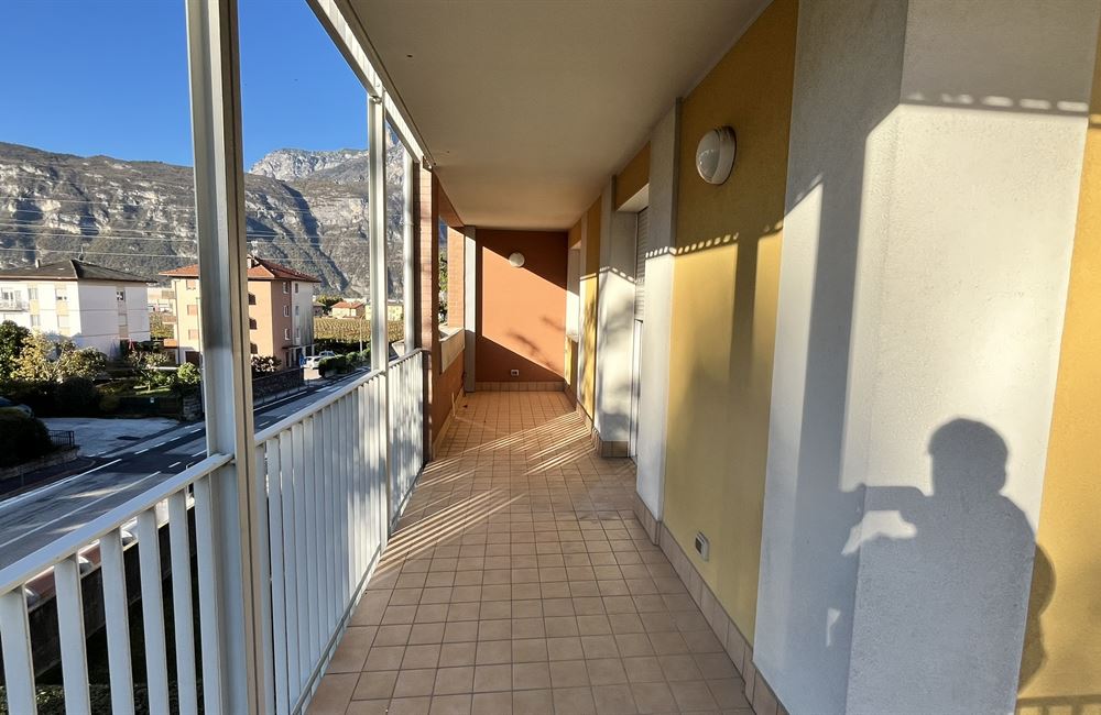 LAVIS  DUE STANZE  CON GARAGE E CANTINA - Vendita Appartamento 2 stanze  Lavis