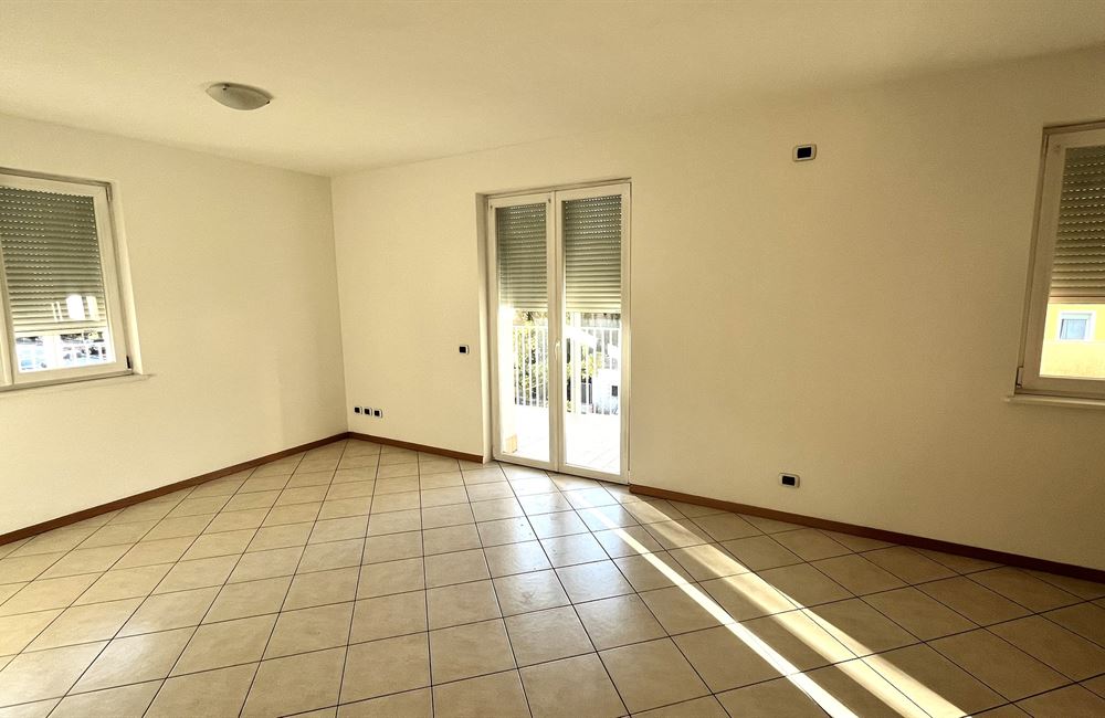 LAVIS  DUE STANZE  CON GARAGE E CANTINA - Vendita Appartamento 2 stanze  Lavis