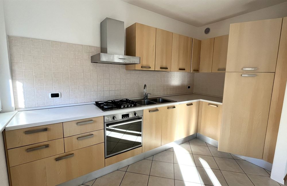 LAVIS  DUE STANZE  CON GARAGE E CANTINA - Vendita Appartamento 2 stanze  Lavis