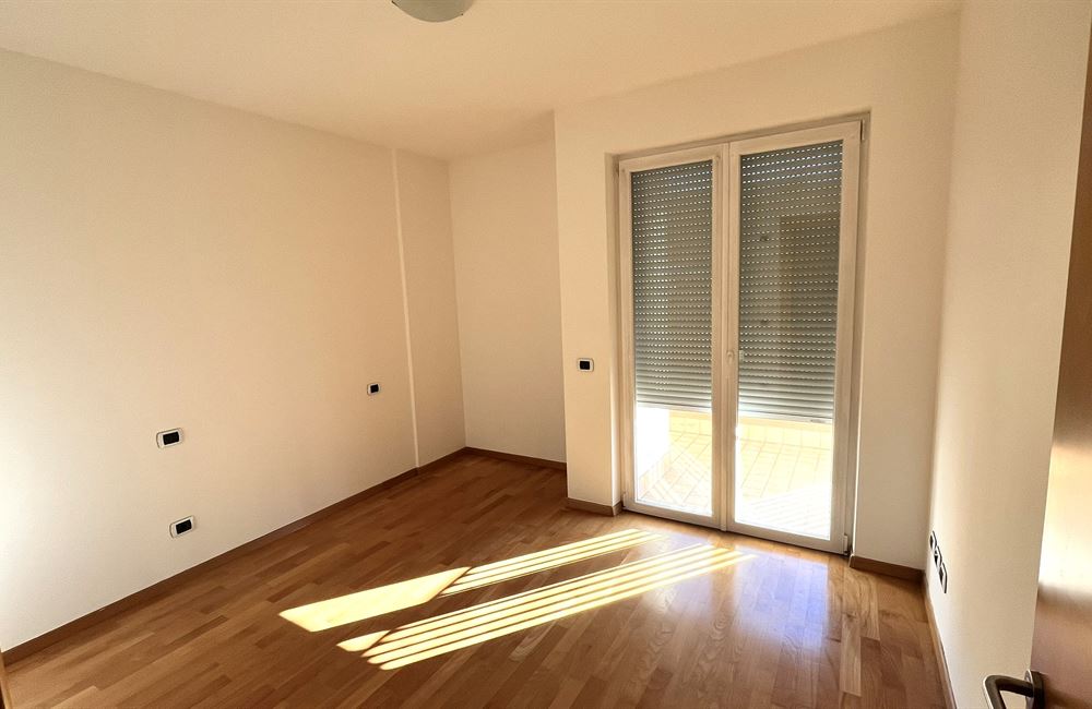 LAVIS  DUE STANZE  CON GARAGE E CANTINA - Vendita Appartamento 2 stanze  Lavis