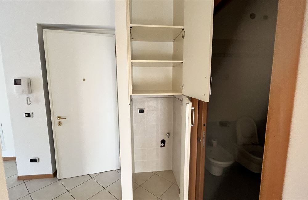 LAVIS  DUE STANZE  CON GARAGE E CANTINA - Vendita Appartamento 2 stanze  Lavis