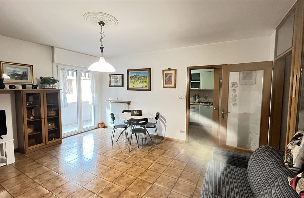 ampio tre stanze - Vendita Appartamento 3 stanze  Trento