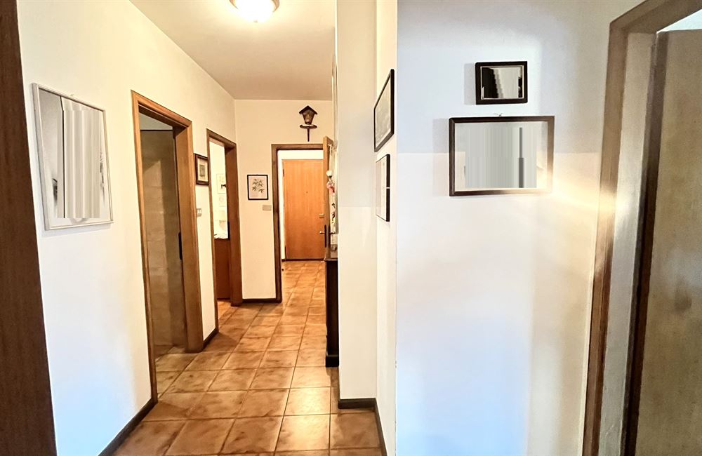 ampio tre stanze - Vendita Appartamento 3 stanze  Trento