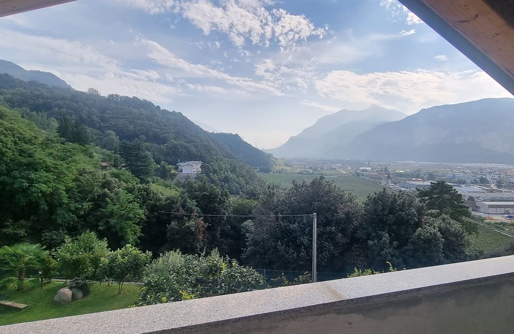 VILLA BIFAMILIARE IN POSIZIONE PANORAMICA E SOLEGGIATA - Vendita Villa  Trento