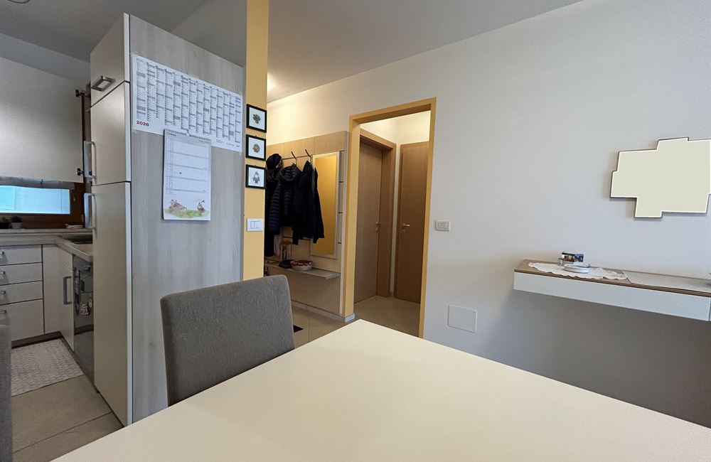 EGNA TRE STANZE CON GARAGE E CANTINA - Vendita Appartamento 3 stanze  Bolzano