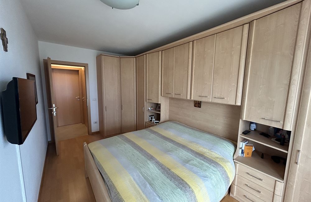 EGNA TRE STANZE CON GARAGE E CANTINA - Vendita Appartamento 3 stanze  Bolzano