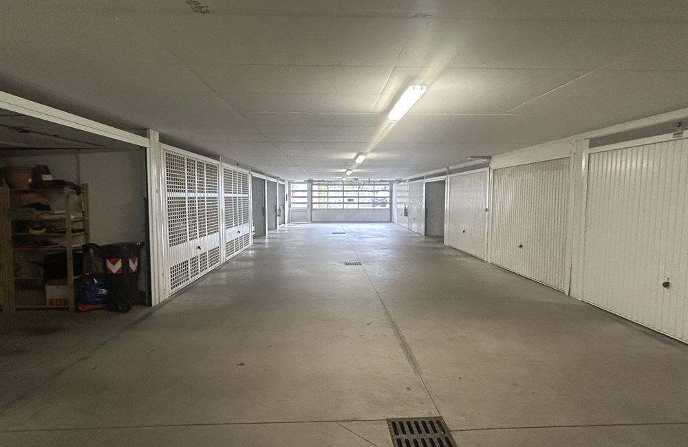 EGNA TRE STANZE CON GARAGE E CANTINA - Vendita Appartamento 3 stanze  Bolzano