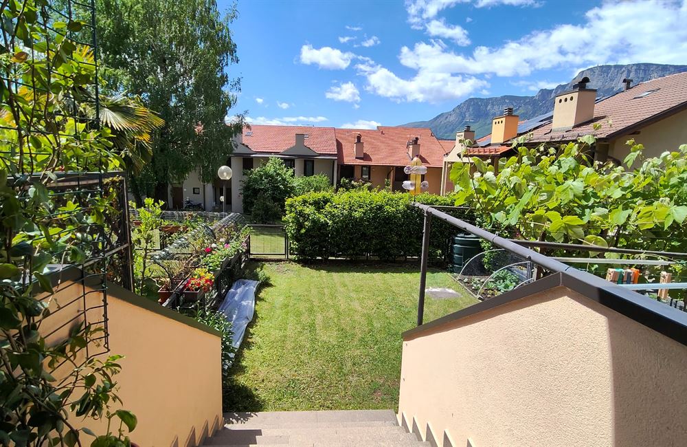 VILLA A SCHIERA VIGO MEANO - Vendita Schiera  Trento collina