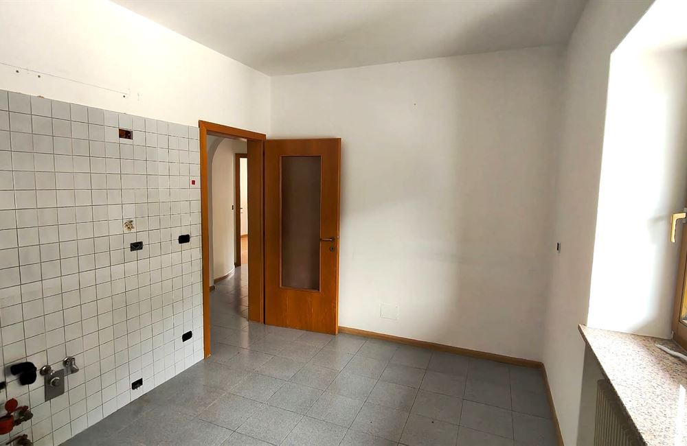 DUE STANZE CON AMPIO GARAGE A LAGHETTI DI EGNA - Vendita Appartamento 2 stanze  Rotaliana