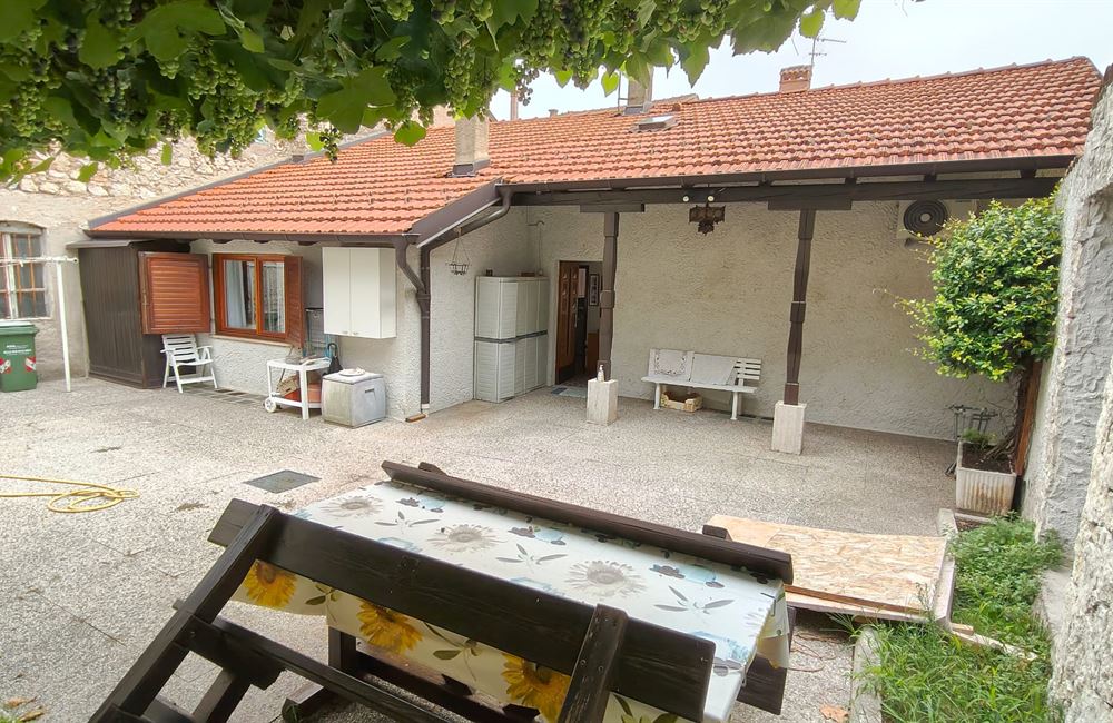 MEZZOCORONA CENTRO CASA INDIPENDENTE - Vendita Villa MEZZOCORONA Rotaliana