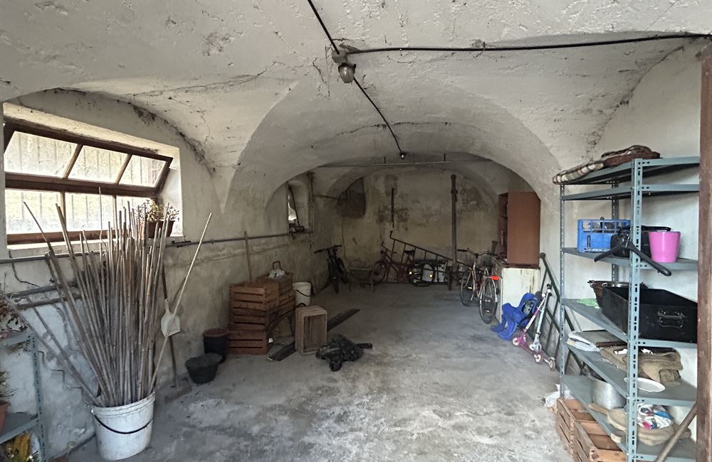 CASA CON DUE APPARTAMENTI SALORNO - Vendita Casa Singola SALORNO Atesina