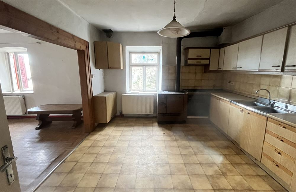 CASA CON DUE APPARTAMENTI SALORNO - Vendita Casa Singola SALORNO Atesina