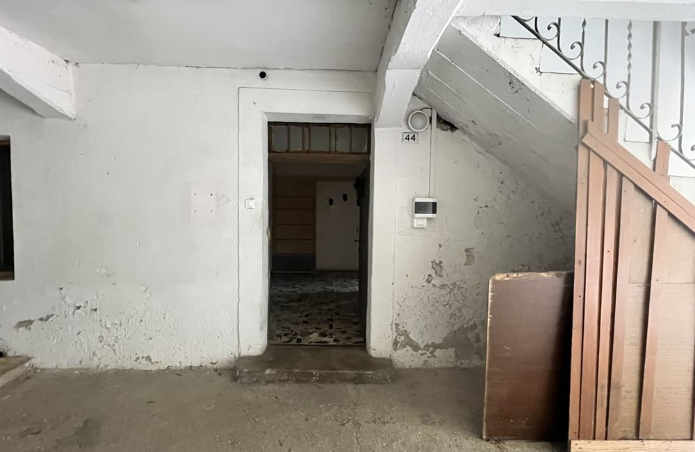 CASA CON DUE APPARTAMENTI SALORNO - Vendita Casa Singola SALORNO Atesina
