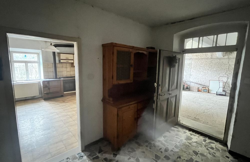 CASA CON DUE APPARTAMENTI SALORNO - Vendita Casa Singola SALORNO Atesina