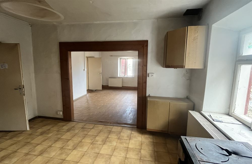 CASA CON DUE APPARTAMENTI SALORNO - Vendita Casa Singola SALORNO Atesina