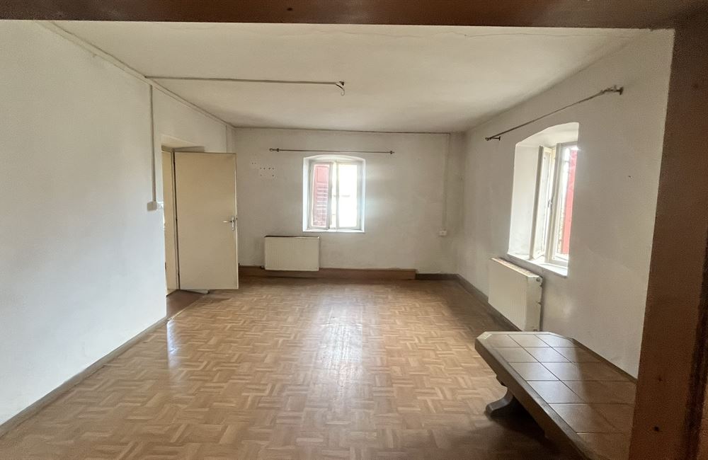 CASA CON DUE APPARTAMENTI SALORNO - Vendita Casa Singola SALORNO Atesina