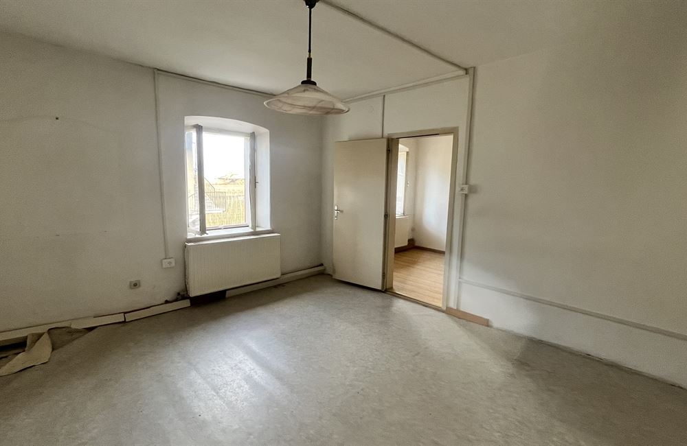 CASA CON DUE APPARTAMENTI SALORNO - Vendita Casa Singola SALORNO Atesina