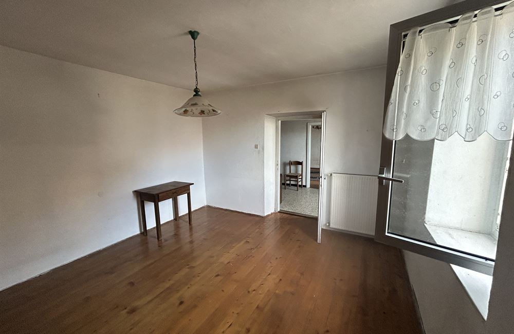 CASA CON DUE APPARTAMENTI SALORNO - Vendita Casa Singola SALORNO Atesina
