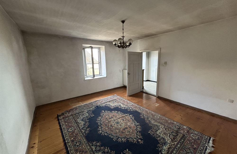CASA CON DUE APPARTAMENTI SALORNO - Vendita Casa Singola SALORNO Atesina