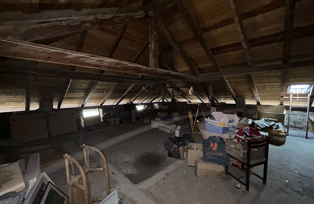CASA CON DUE APPARTAMENTI SALORNO - Vendita Casa Singola SALORNO Atesina