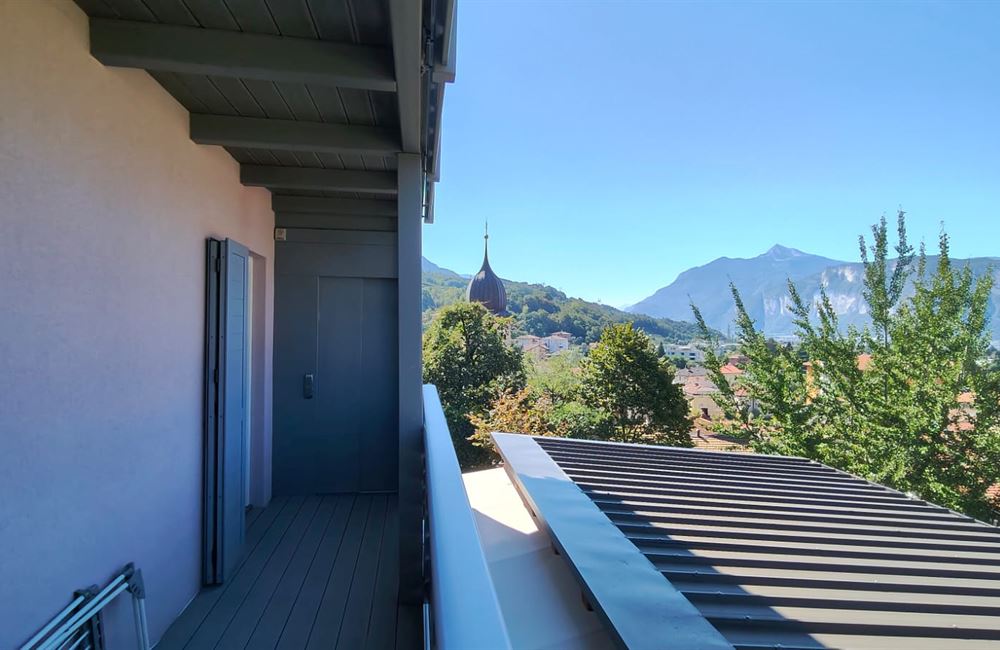 LAVIS CASA INDIPENDENTE RISTRUTTURATA CON VISTA PANORAMICA - Vendita Villa  Lavis
