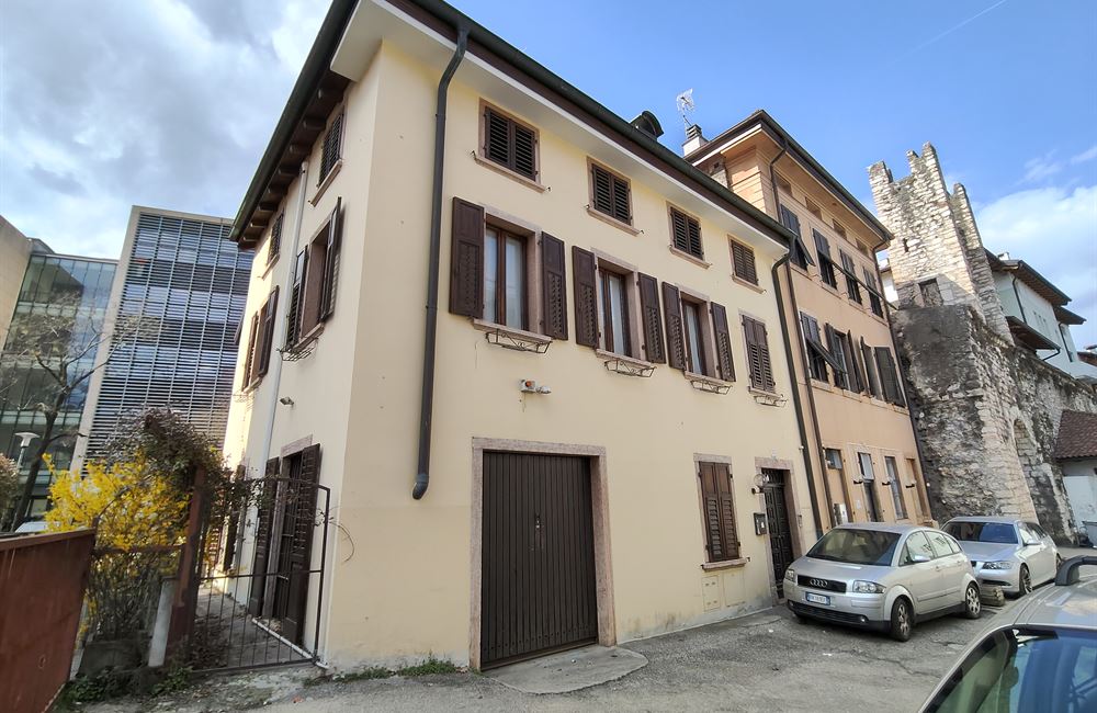 CITTA' RESIDENZA INDIPENDENTE TERRA/CIELO